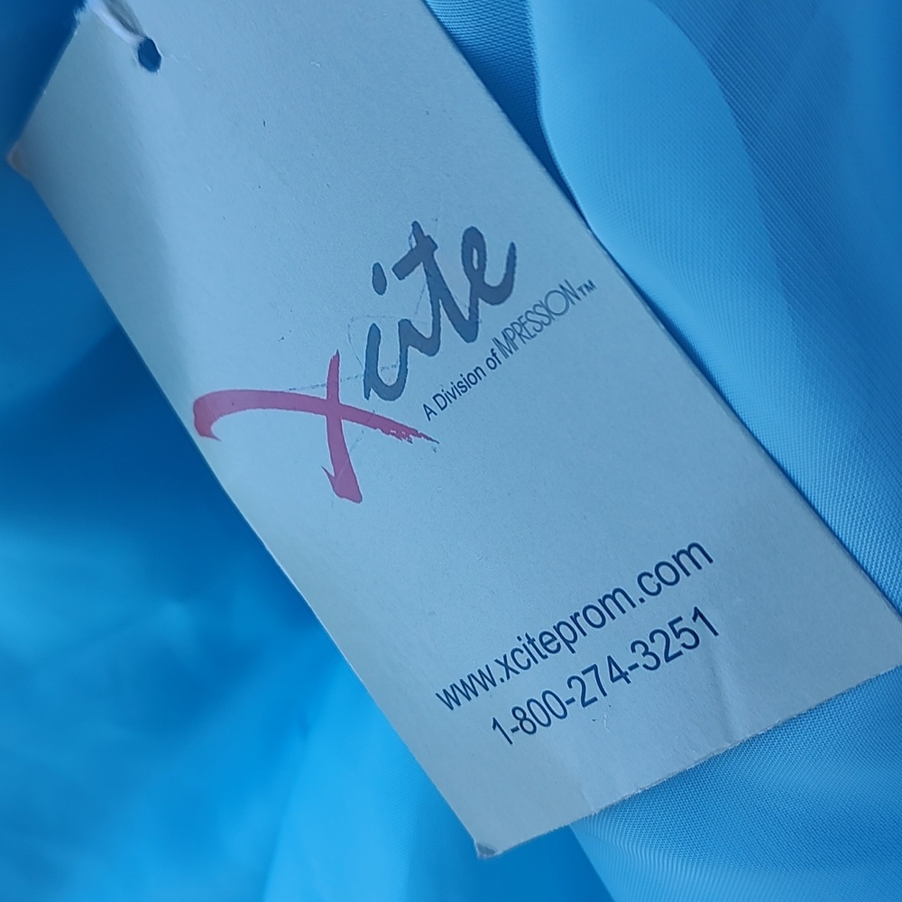 Blue dress - Picture 11 of 14